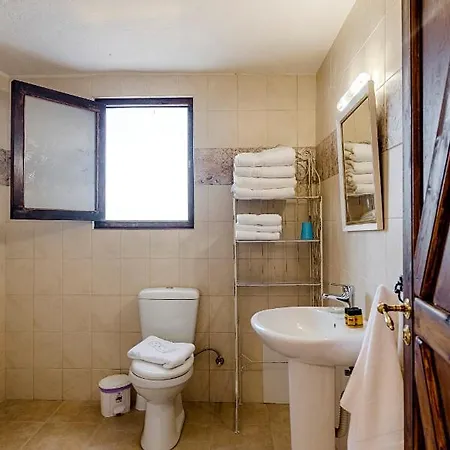 Aparthotel Kristina´s 2*