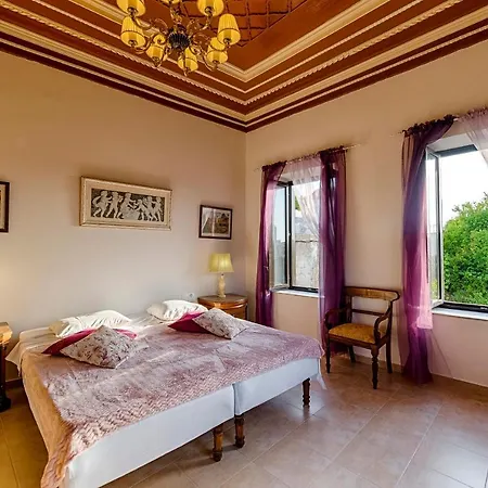 Aparthotel Kristina´s 2*